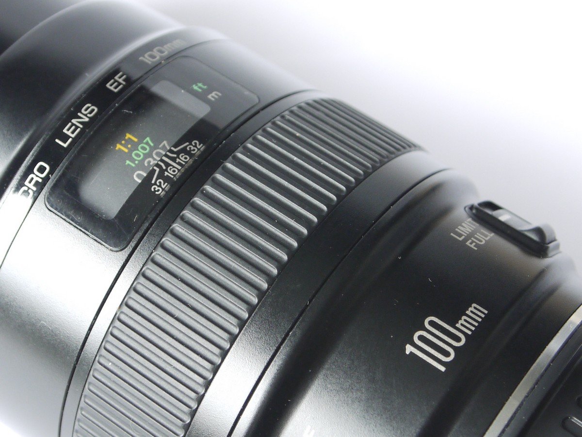 Canon ef 100mm f2